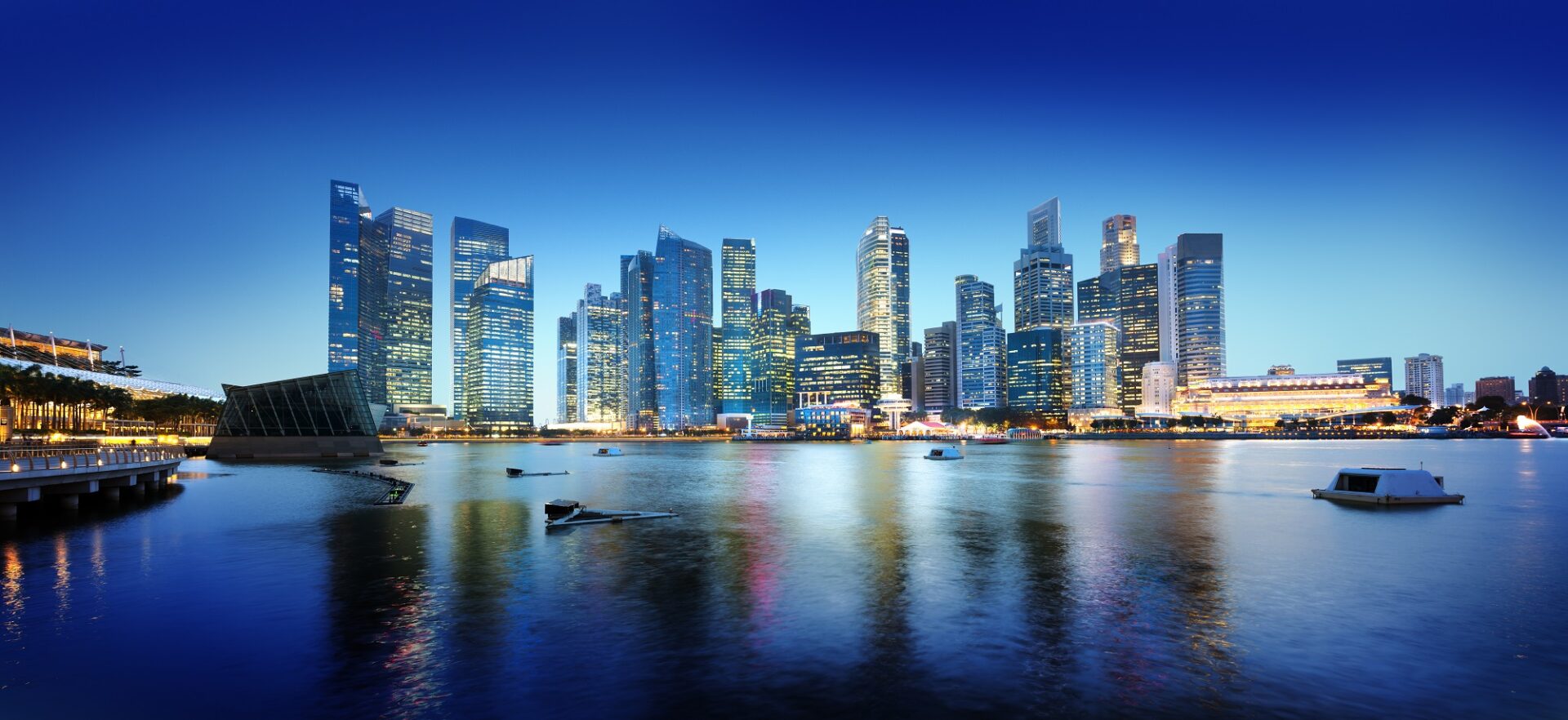 シンガポール税務等に関する助言